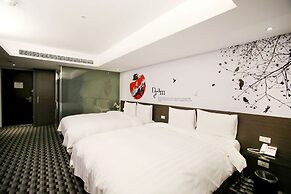 Chiayi Look Hotel