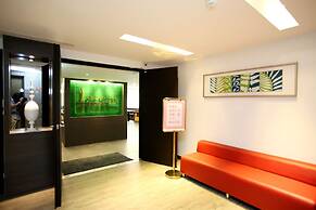 Chiayi Look Hotel