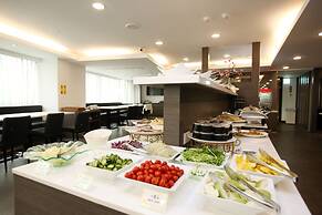 Chiayi Look Hotel