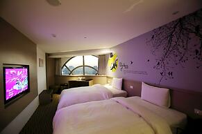 Chiayi Look Hotel