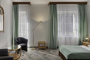 Hotel OTAR