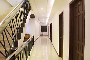Golden Gate Suites