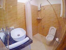 Golden Gate Suites