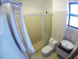 Golden Gate Suites