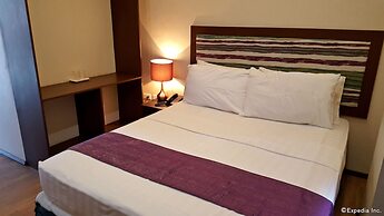 Golden Gate Suites