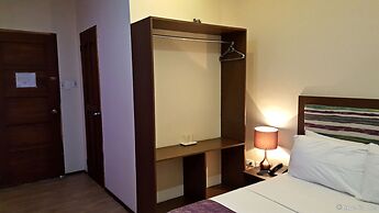 Golden Gate Suites