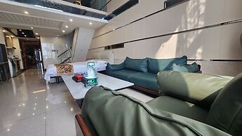 Hakka International Duplex Apartment - Beijing Rd