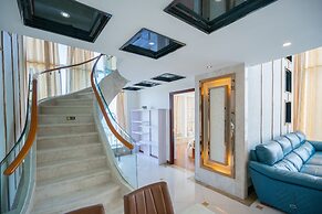 Hakka International Duplex Apartment - Beijing Rd