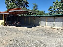 MB's Garden Inn