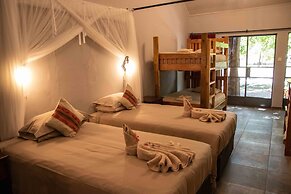 Island Safari Lodge