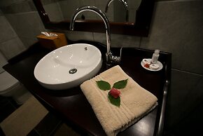 Island Safari Lodge