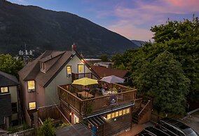 Cloudside Hotel