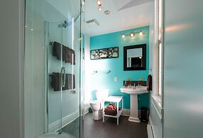 Cloudside Hotel