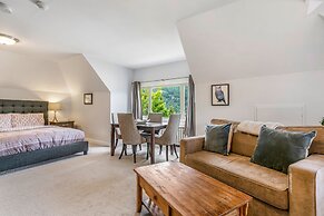 Cloudside Hotel