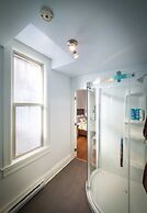 Cloudside Hotel