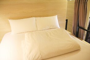 StarBox Hostel