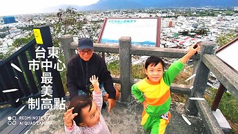 Huadong Homestay