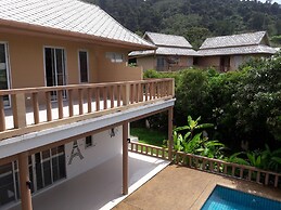 Sakoo Valley Naithon Beach