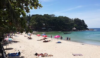 Kata Beachwalk Hotel and Bungalows
