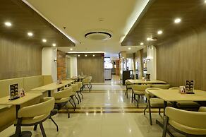 Hotel 99 Monumento Caloocan