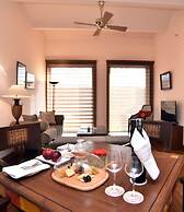 The Lalit Mangar