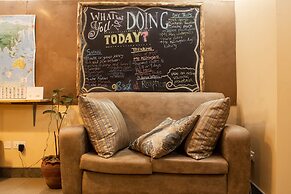 White House Hostels - Arusha