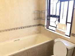 White House Hostels - Arusha