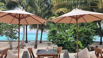 MYAMO Beach Lodge