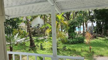 MYAMO Beach Lodge