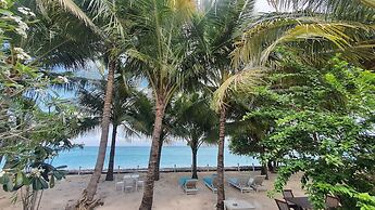 MYAMO Beach Lodge