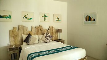 MYAMO Beach Lodge