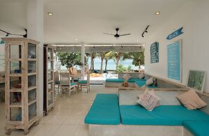MYAMO Beach Lodge