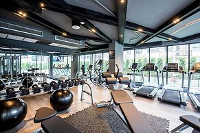 Cross Vibe Sukhumvit Hotel