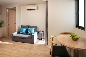 Cross Vibe Sukhumvit Hotel