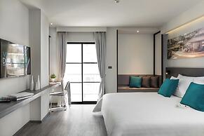 Cross Vibe Sukhumvit Hotel