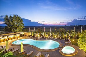 Sunny Hill Hotel