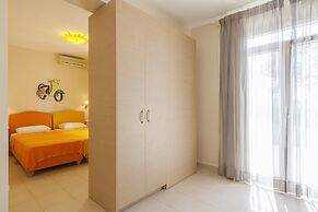 Sunny Hill Hotel