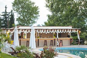 Sunny Hill Hotel