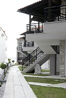 Litsa Apartments
