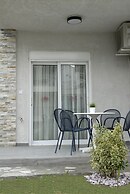 Litsa Apartments