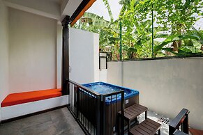 The Thinnai Hotel