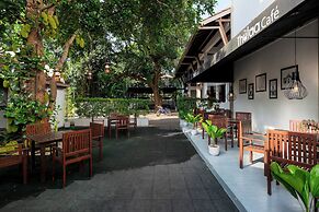 The Thinnai Hotel
