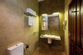 The Thinnai Hotel