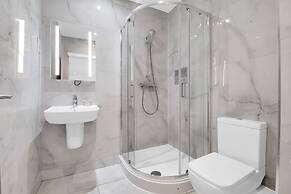 Signature Hotel London
