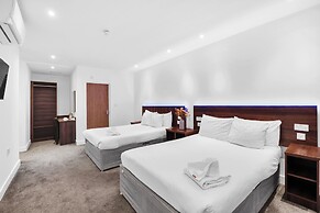 Signature Hotel London