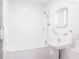Signature Hotel London