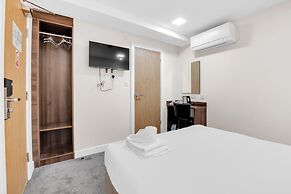 Signature Hotel London