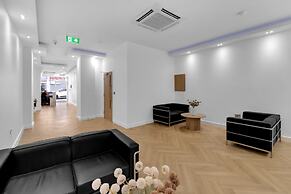 Signature Hotel London