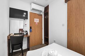 Signature Hotel London