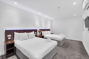 Signature Hotel London